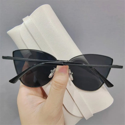 Hot Fashion Oversized Vintage Cat Eye Sunglasses Women Trending Summer Driving Eyewear Shades UV400 for Lady