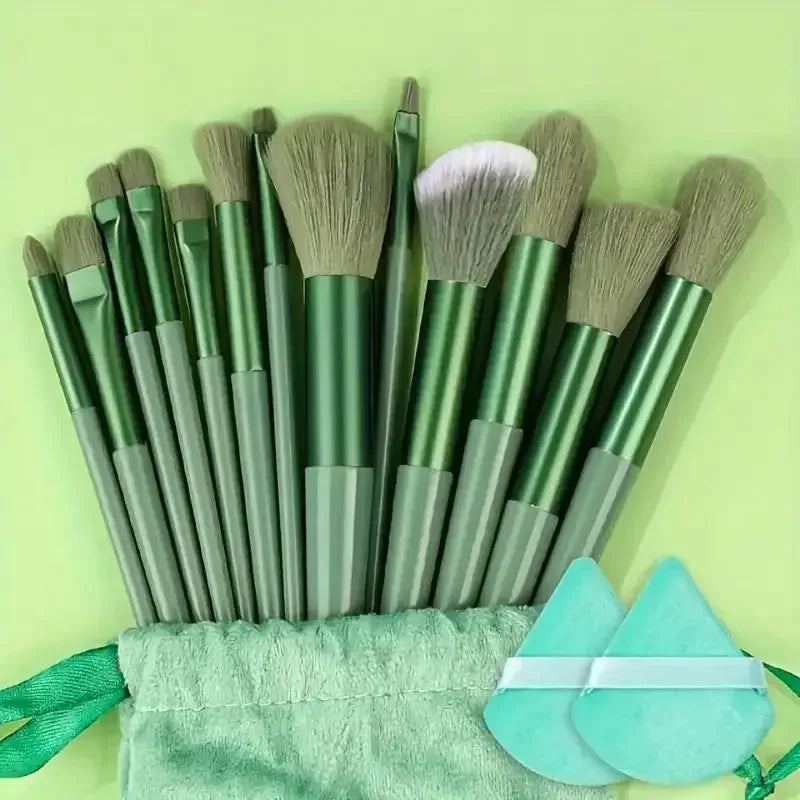 Ensemble de 13 pinceaux de maquillage en poils synthétiques de nylon de qualité supérieure - Doux, délicat et sans cruauté animale pour un fond de teint, un blush et une poudre impeccables,