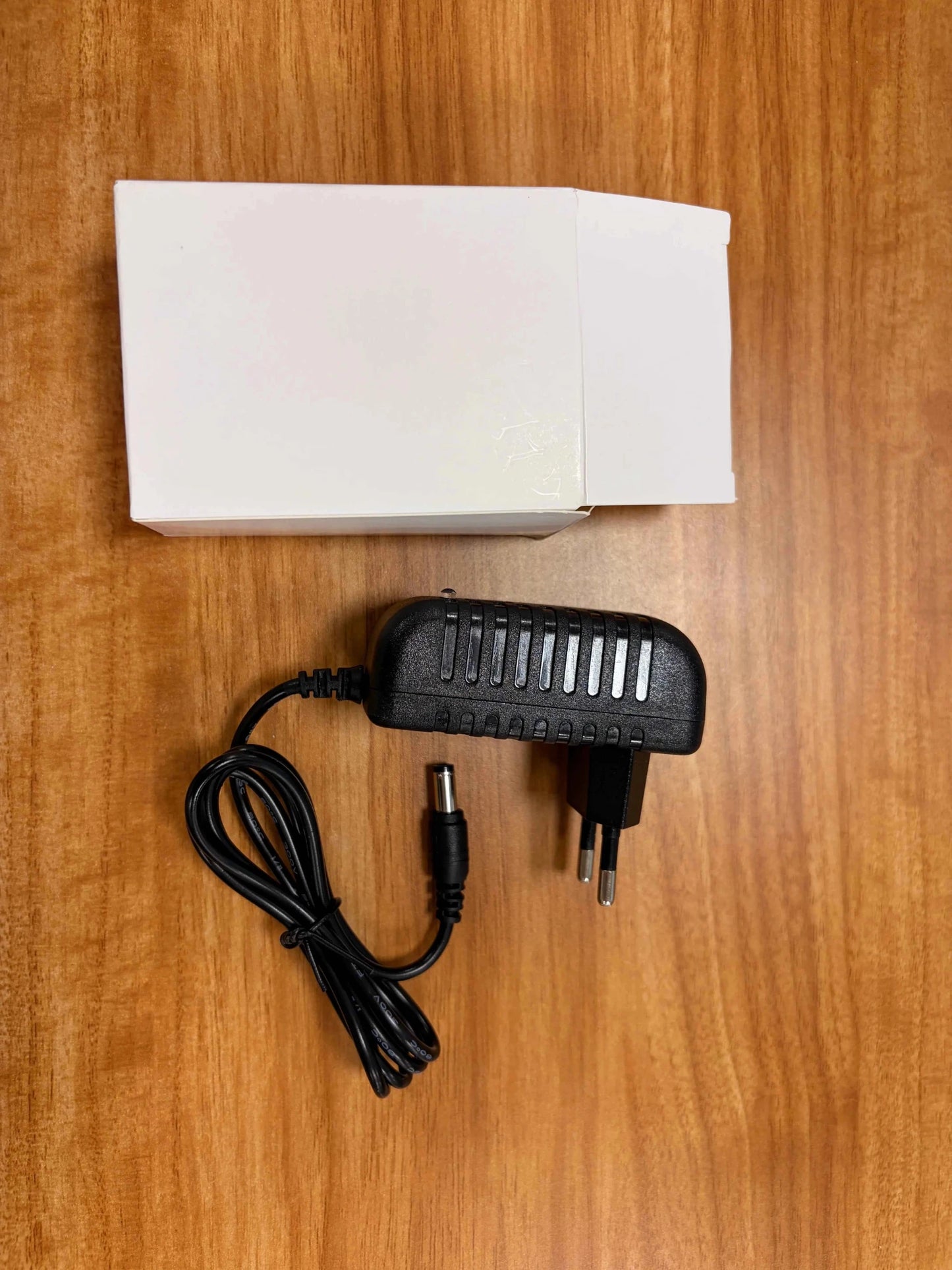 Power Adapter AC 100 - 240V Input DC Output Supply Charger EU/US 12V Universal Adapter Converter Plug for Camera DVR LED Robot LED - Shoppiline