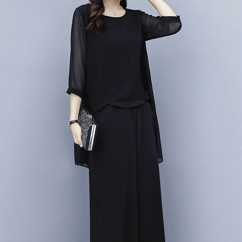 Two piece set of fashionable temperament
