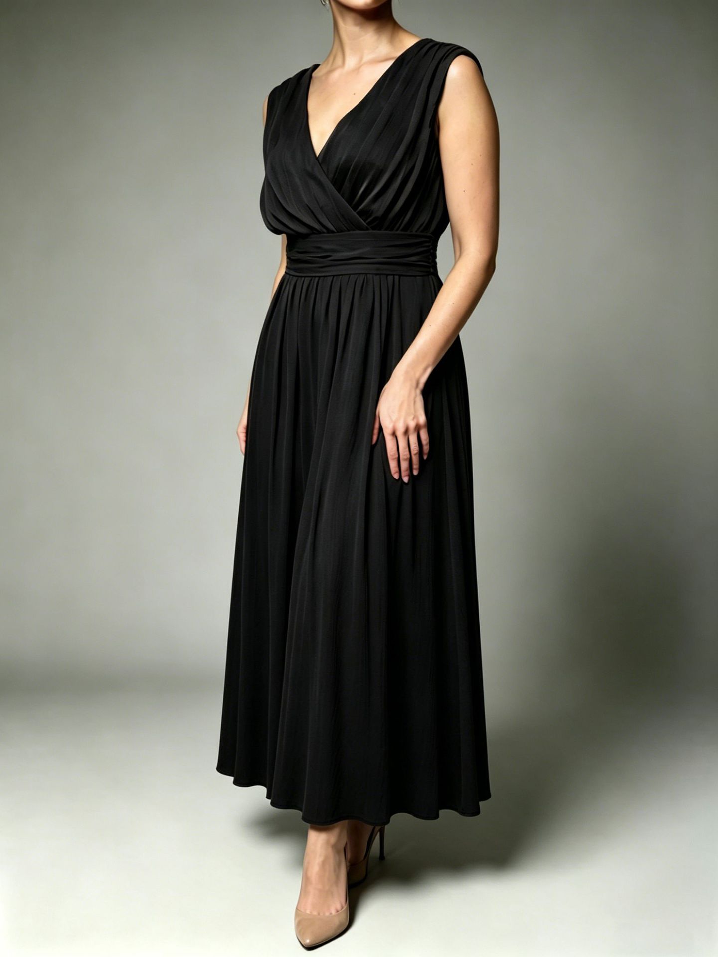 Solid-color Pleated Elegant Fashion Dress