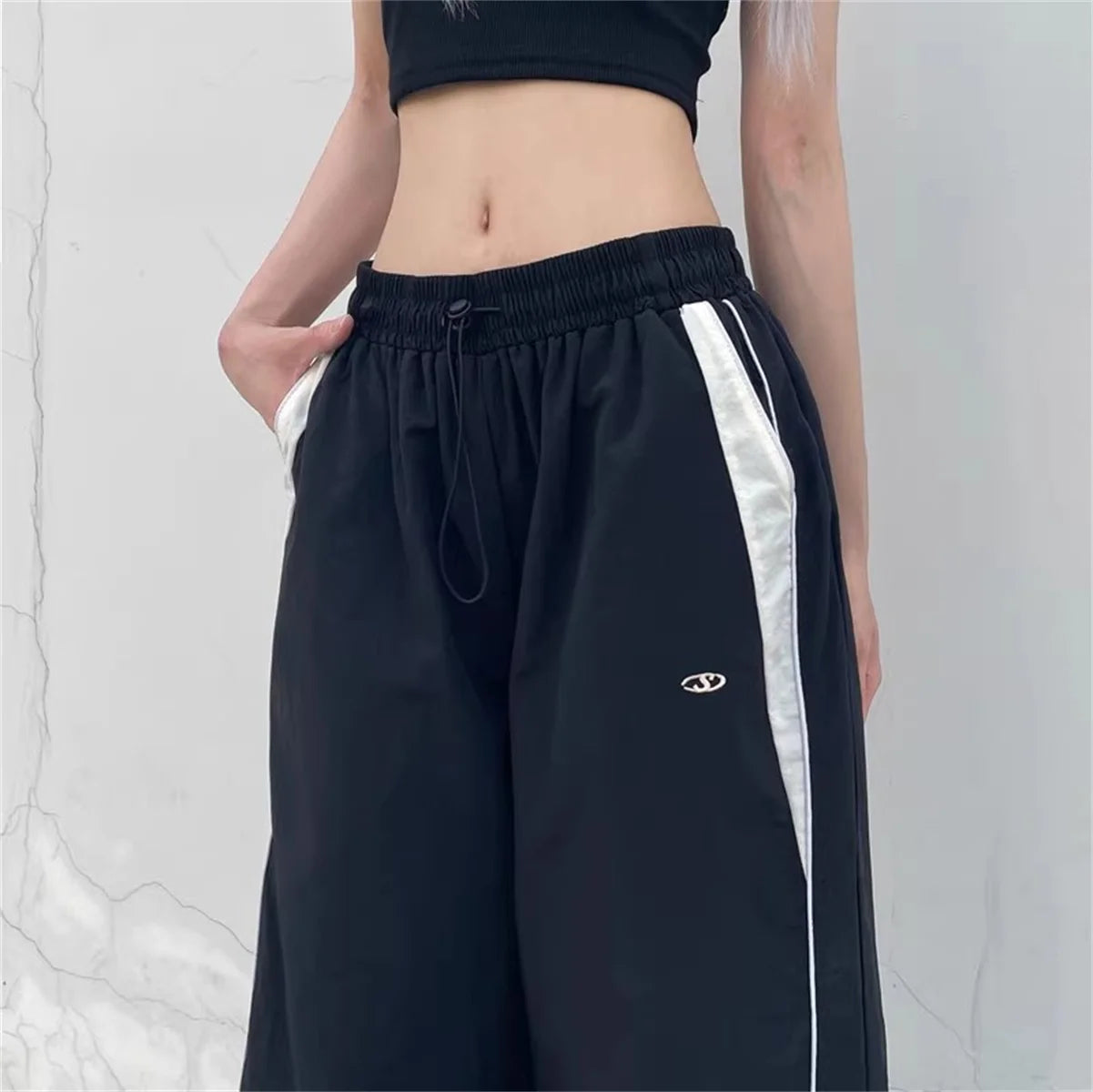 Women Baggy Harajuku Cargo Pants Streetwear Hip Hop Wide Leg Pant Parachute Sweatpants Techwear Joggers Oversized Y2K Trousers