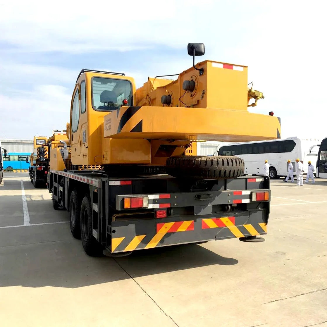 Full Extended 70 Tons Truck Crane XCT70