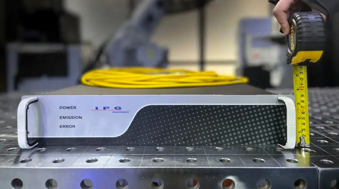 IPG Laser Source YLR-3000-u-k Fiber Laser Equipment Parts for Cutting Steel with Good Price