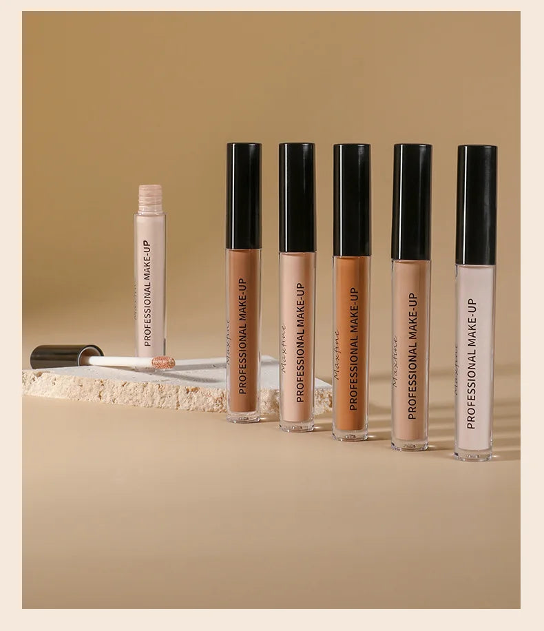 Concealer Liquid Foundation For A Long Time Moisturizing And Delicate And Not Easy To Remove Makeup