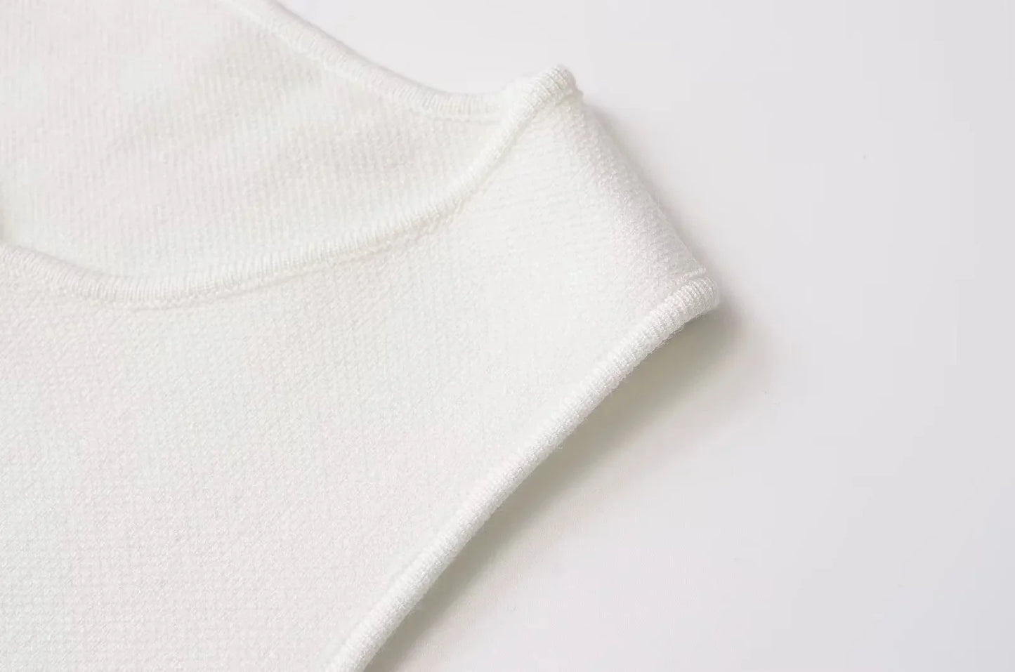 Ropa Mujer Winter 2025 New Outerwear Knit Vest Sleeveless Cropped Woman White Vest Asymmetrical Slim Sweater Vests Tops кардиган