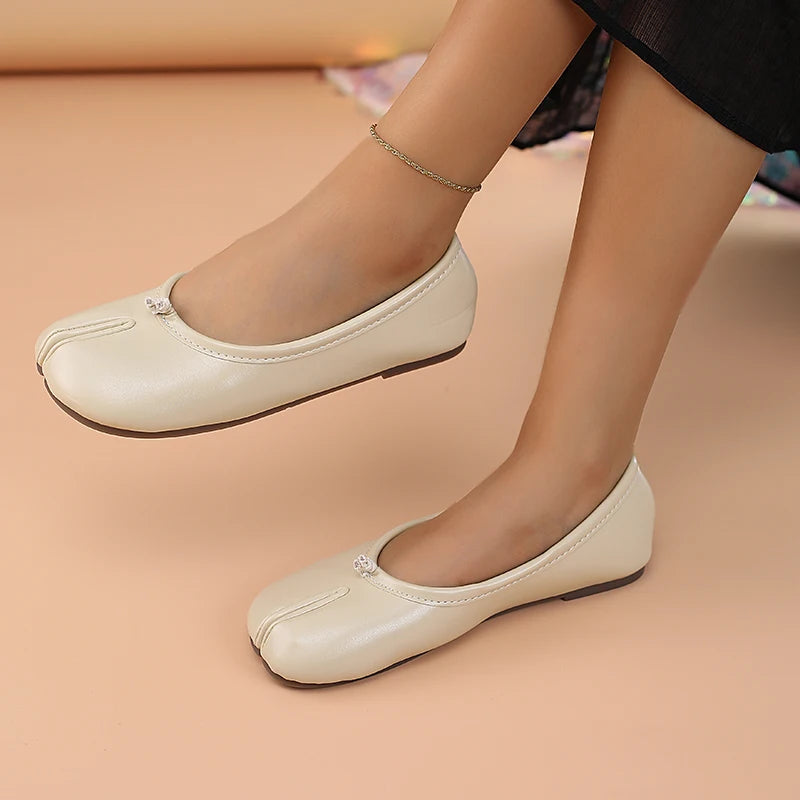 Chaussures plates Tabi pour femmes - Ballerines décontractées à enfiler avec bout fendu, Escarpins élégants et mocassins nouveauté été 2026