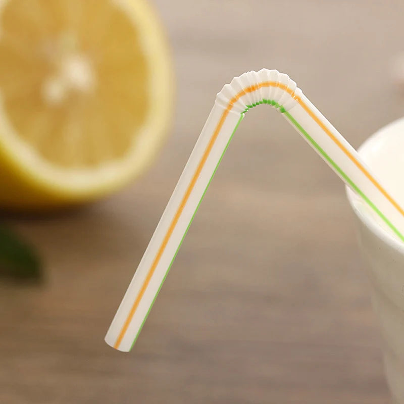 100 Stücke Bunte Biegsame Trinkhalme Kunststoff-Trinkhalme für Milch Tee Bar Party Trinkhalme Hochzeit Küche Getränkehalme