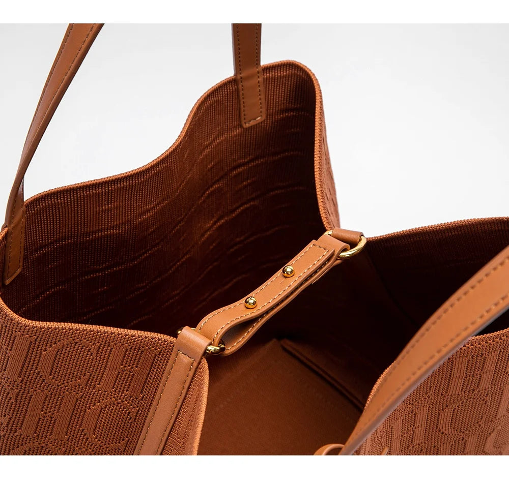 CH High Quality Craft Large Capacity Handbag Ladies Shoulder Bag Fashion Classic New Pure Color Outer Pocket Ladies Handbag - Shoppiline