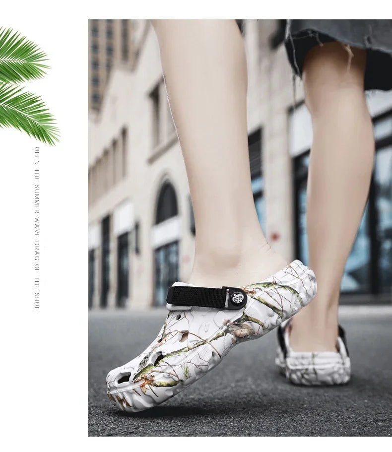 New Summer Men's Sandals New Home Garden Shoes Comfortable and Lightweight Men Slippers Non-Slip Soft Bottom Flip Flop Sandals