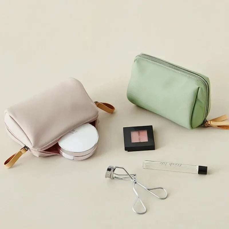 2024 Neue Kosmetiktasche für Damen, einfarbig, koreanischer Stil, Make-up-Tasche, Kulturbeutel, wasserdichter Make-up-Organizer, Luxustasche