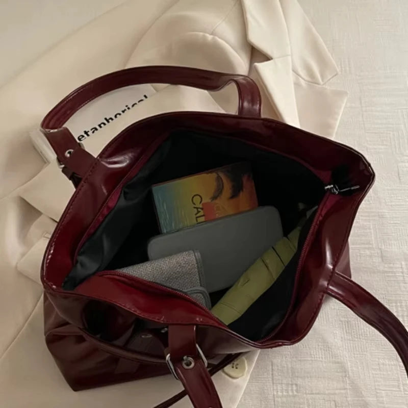Solid-color Versatile Tote Bag for Women High-quality Suede Buckle-designed Bucket Commuter Bag