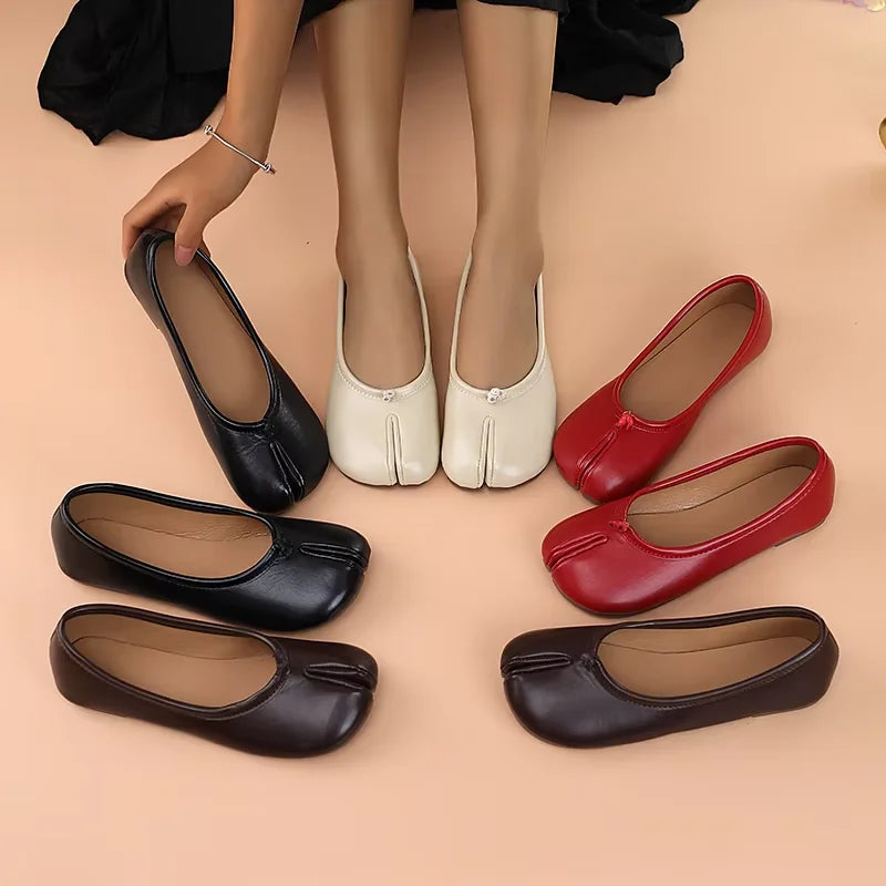 2026 New Women's Split-Toe Tabi Flats, Soft Leather Slip-On Ballet Shoes, Comfortable Casual Daily Wear Flat Shoes for Ladies