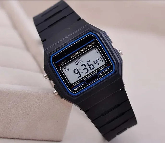 Men's Sport LED Digital Watch Simple Small Square Dial Electronic Silicone Band Fashion Casual Mens Watch Montre Homme
