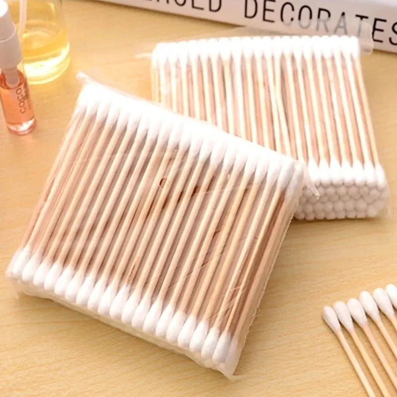 500 Stück Doppelkopf Wattestäbchen Holz Nase Ohren Reinigung Frauen Make-up Werkzeuge Lippenstift Wattestäbchen Spitze Sticks Bastoncillos Oidos