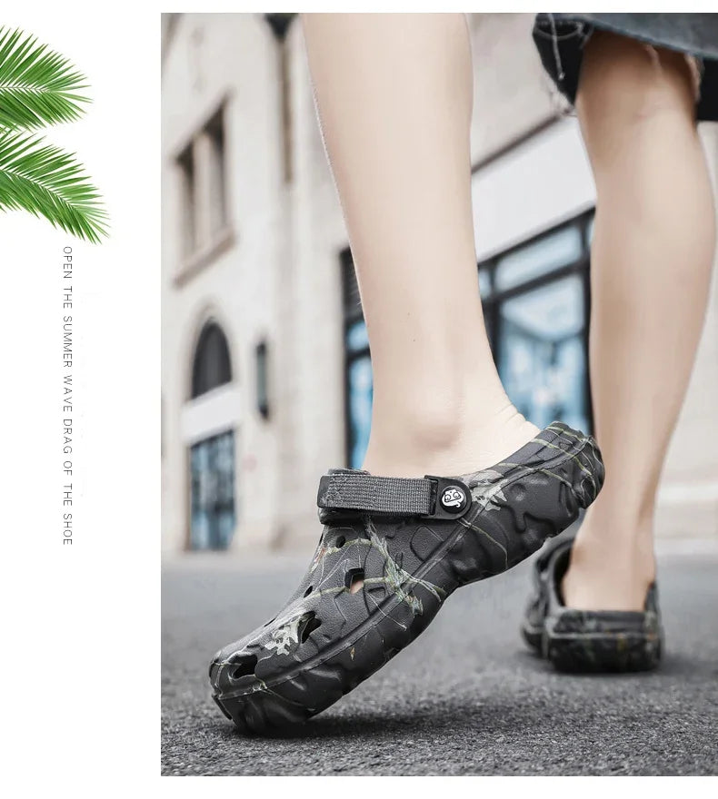 New Summer Men's Sandals New Home Garden Shoes Comfortable and Lightweight Men Slippers Non-Slip Soft Bottom Flip Flop Sandals