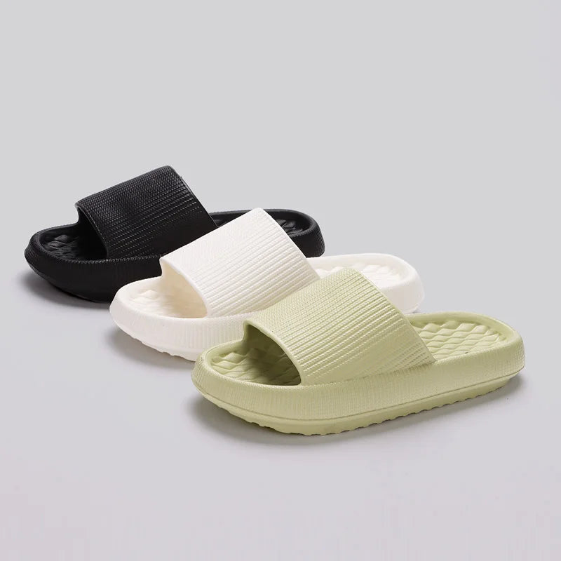 Women Thick Platform Cloud Slippers Eva Cfortable Non-Slip Home Slides Women Summer Lightweight Soft Sole Sandals Flip Flops