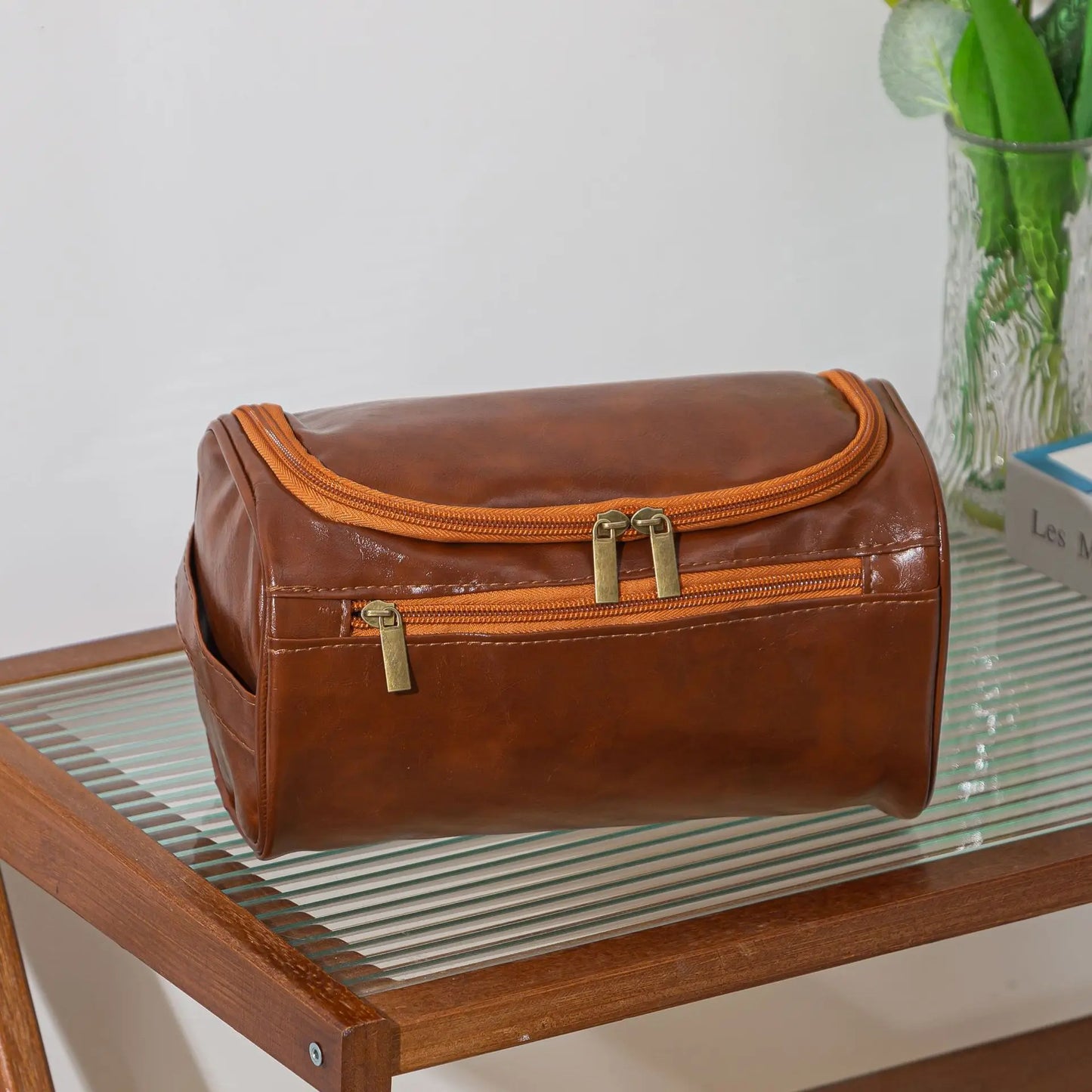 Leather Toiletry Bag for Men Women Dopp Kit Mens Hanging Toiletry Bag Travel Toiletry Bag for Traveling Large Cosmetic Bag for T
