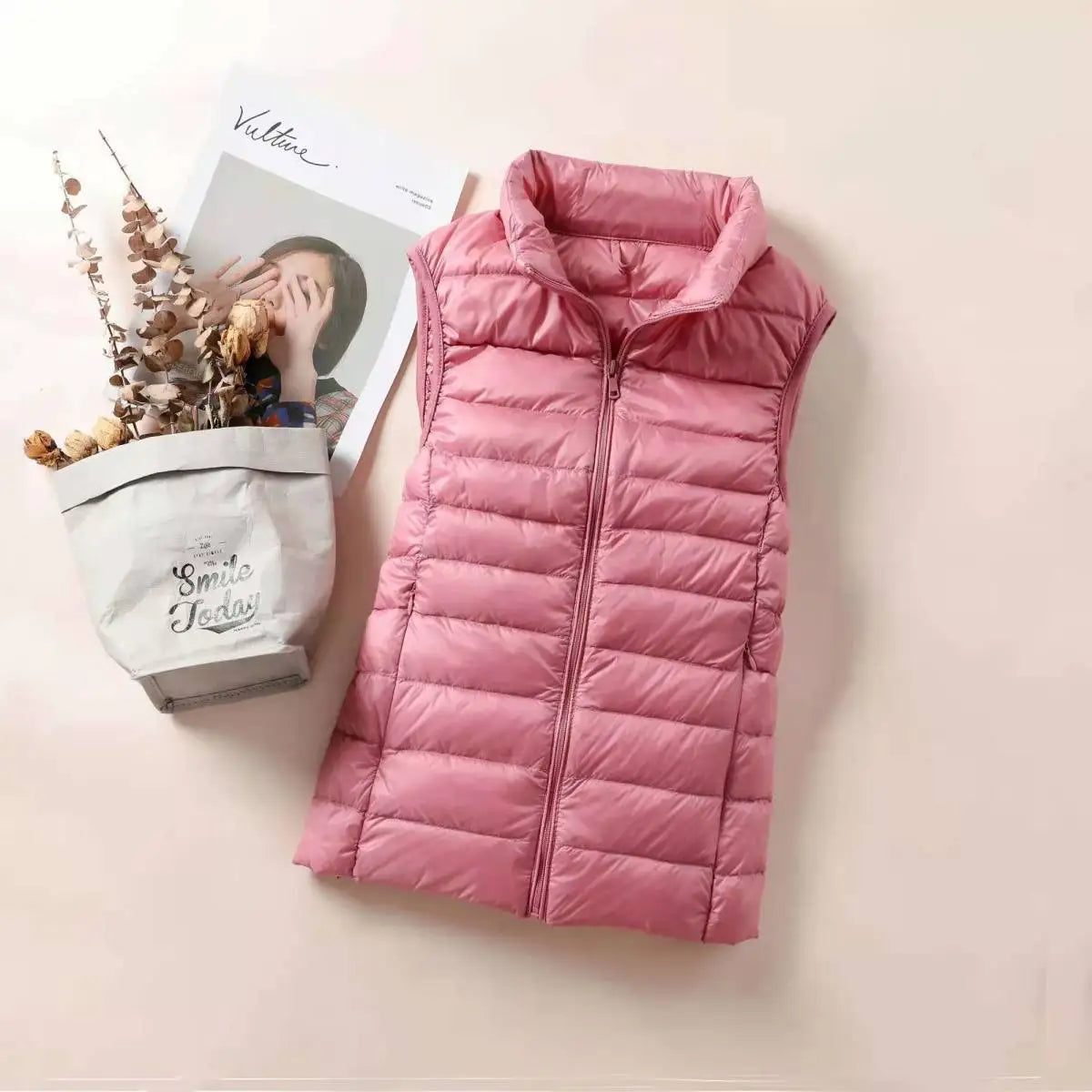 New 2026 Women Women Ultra Light Down Vests Slim Sleeveless Jacket Portable Girl Lightweight Windproof Waistcoat