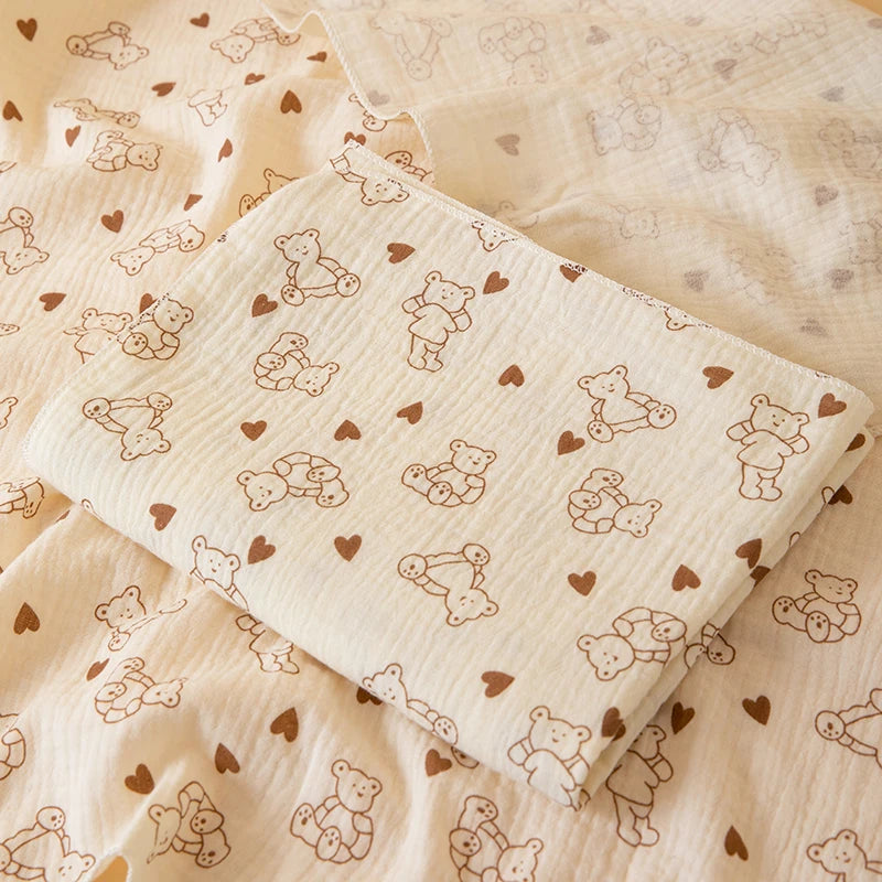 1 Piece of Baby Double-Layer Swaddle Blanket, Soft and Breathable, with Cute Patterns, Multifunctional Newborn Wrap Blanket, Baby Quilt, Baby Swaddle Sheet, Suitable for All Seasons