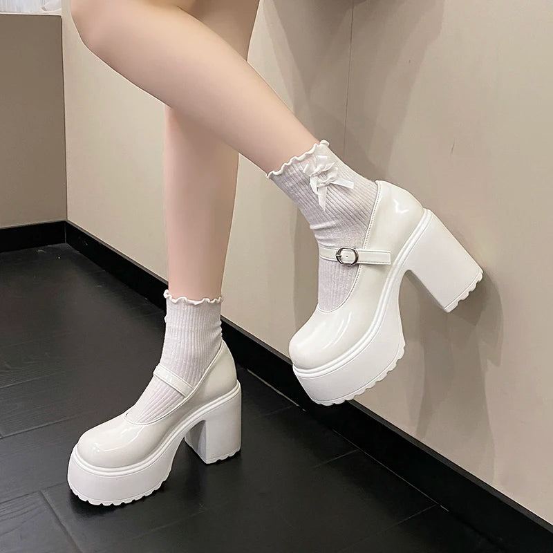 Schwarze Super High Heels Mary Jane Schuhe Damen 2026 Goth Chunky Plateaupumps Damen Übergröße Knöchelschnalle Party Lolita Schuhe 42