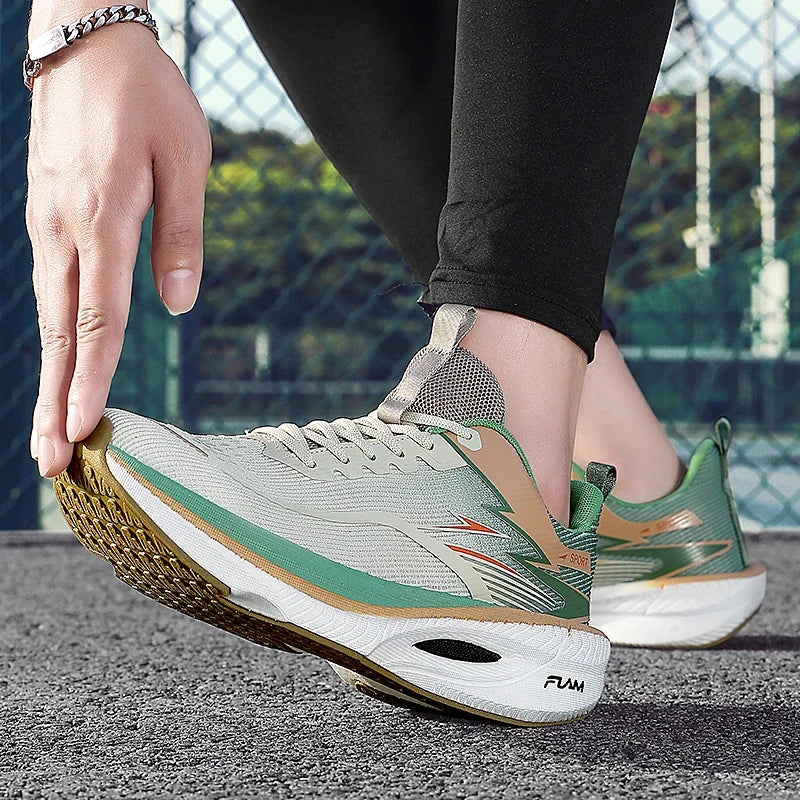 2026Men Casual Sport Shoes Breathable Lightweight Sneakers Outdoor Mesh Black Running Shoes Athletic Jogging WoMen Walking Shoes