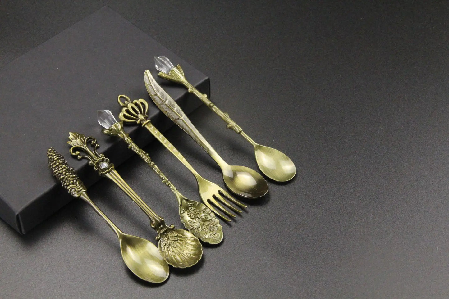 Vintage Court Coffee Spoon 6PCS/Set Ice Cream Spoon Jam Spoon Dessert Spoon Crystal Head Tableware Set Gift Crafts