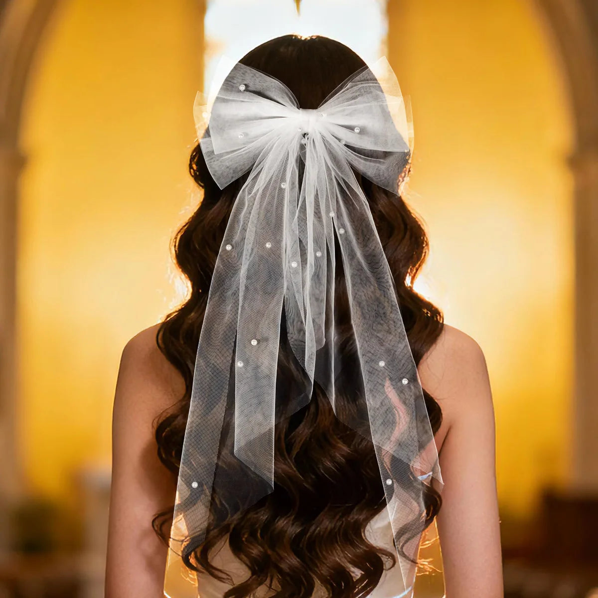 Double Layer Mesh Tulle Solid Color Women Short Wedding Veil with Clip Ribbon Edge Center Cascade Bride Headpiece Party