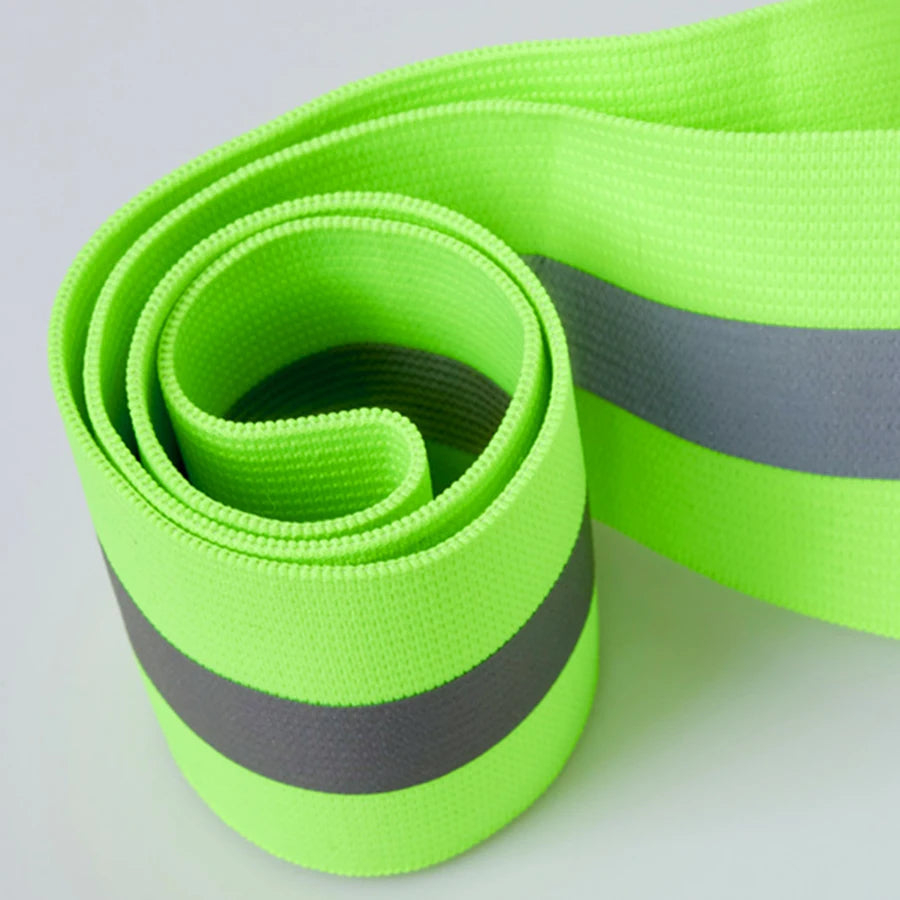 Adjustable Lightweight Reflective Vest for Outdoor Night Walking Biking Safety Gear Waterproof Running Safety Vests with Straps