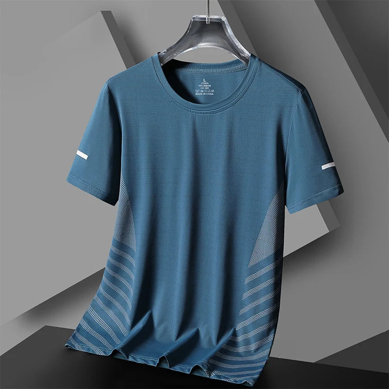 Laufendes T-Shirt Herren Sommer Eisseide Dünnes Oberteil Reflektierender Druck Schnell Trocknend Kurzarm Atmungsaktives Fitness Sport T-Shirt 5XL
