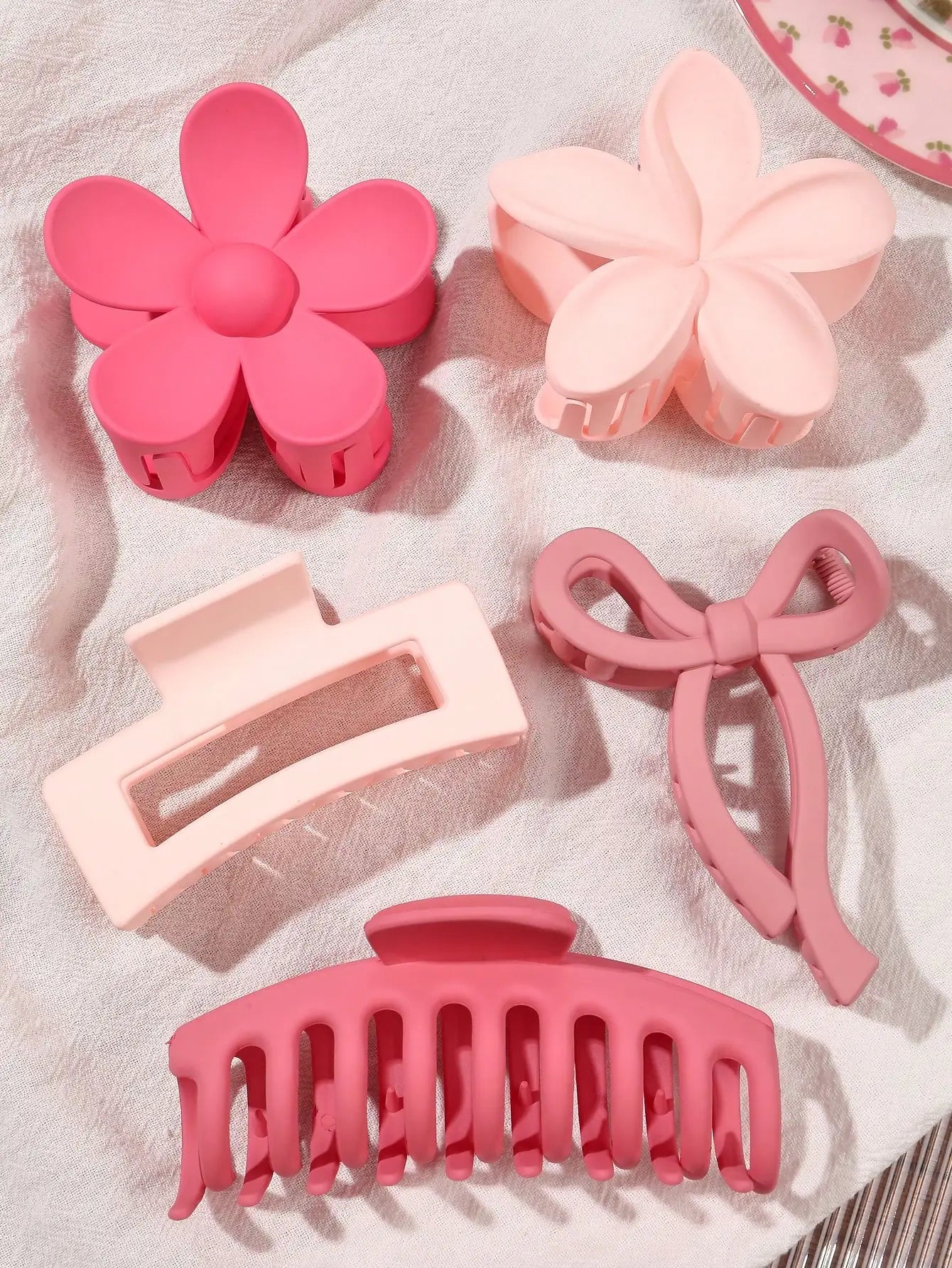 5 Pcs Big Matte Hair Claw Clips Set for Women Girls Mixed Colors Shapes Thin Thick Curly Hair Strong Hold Jaw Clips Banana Clips