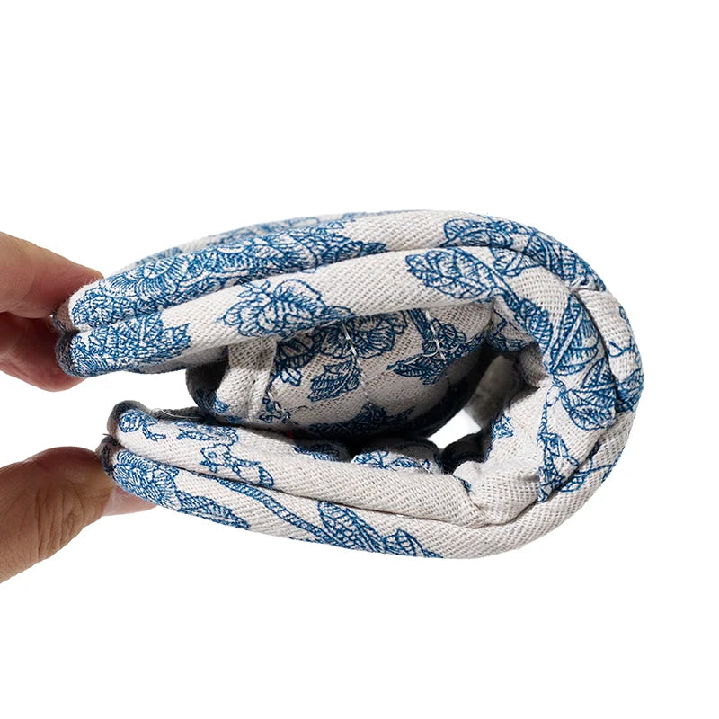 Home Slippers Soft Cotton Floral Floor Shoes Fashion Lightweight Slippers Antislip Indoor Slippers Bedroom Couple Slippers