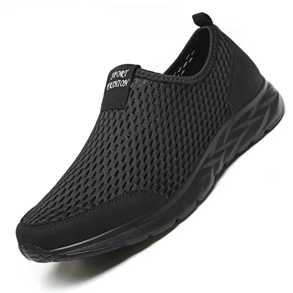 2026 New Shoes Men Loafers Light Walking Breathable Summer Comfortable Casual Shoes Men Sneakers Zapatillas Hombre Plus