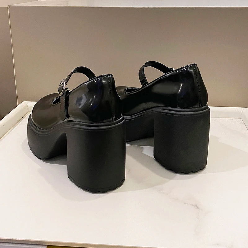 Schwarze Super High Heels Mary Jane Schuhe Damen 2026 Goth Chunky Plateaupumps Damen Übergröße Knöchelschnalle Party Lolita Schuhe 42