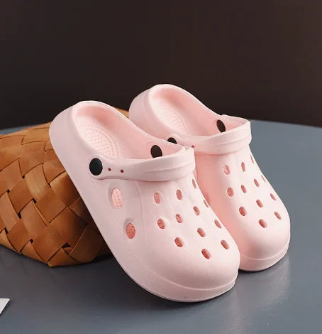 Mens Summer Beach Sandals Unisex Casual Garden Clogs Outdoor Wide Toe Cross Sandals for Ladies Non Slip House Shower Slippers