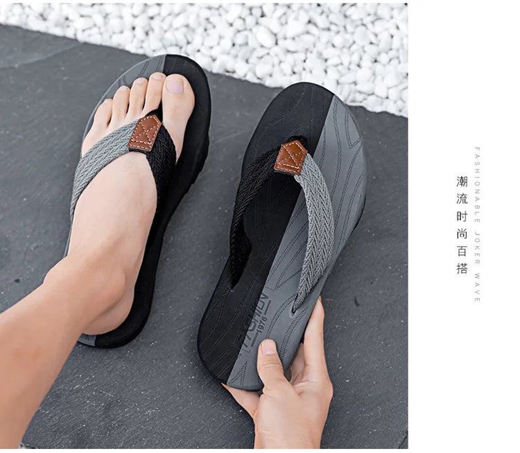 2025 High Quality Brand Men Flip Flops Summer Beach Flip Flops Men Fashion Breathable Casual Men Beach Slippers Summer Outdoor