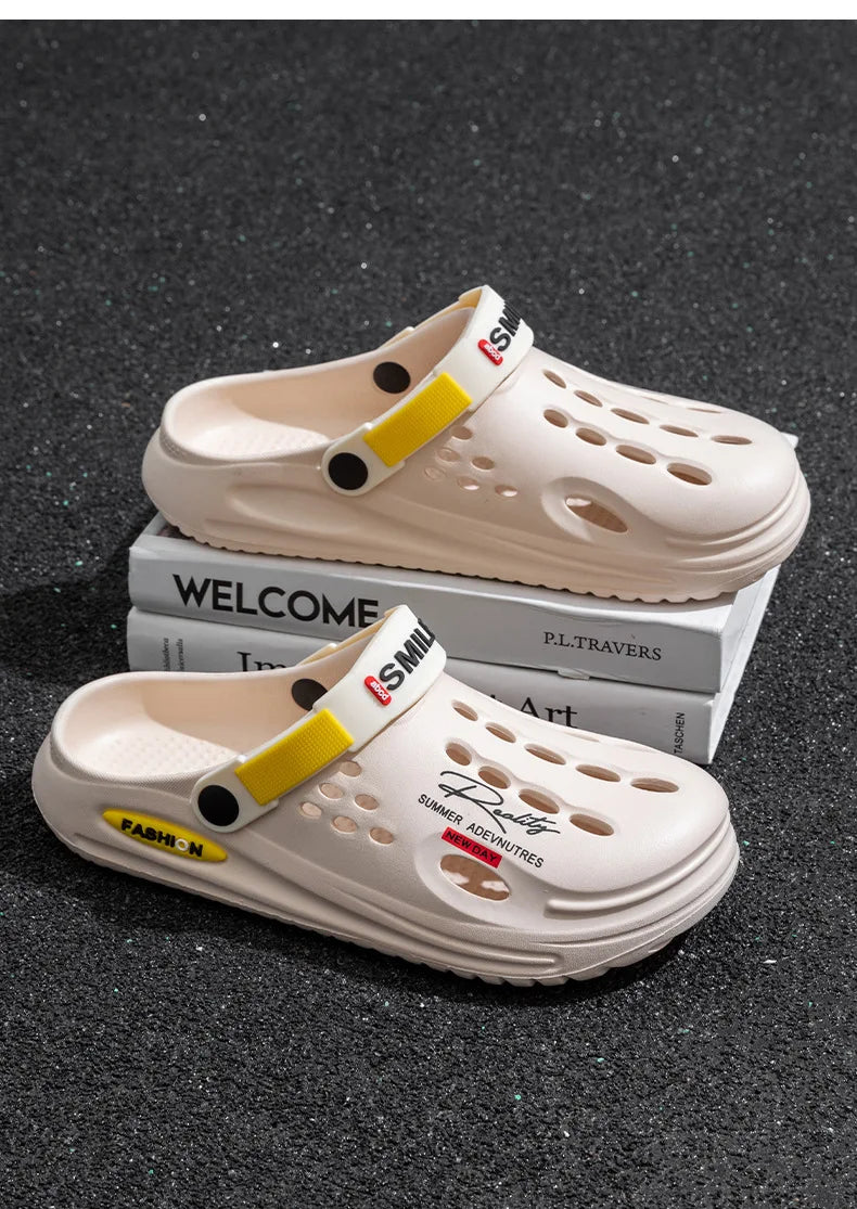 Summer Clogs Sandals Men Clogs EVA Slippers Soft Sole Breathable Beach Slippers Men Home Slippers Outdoor Antiskid Slippers