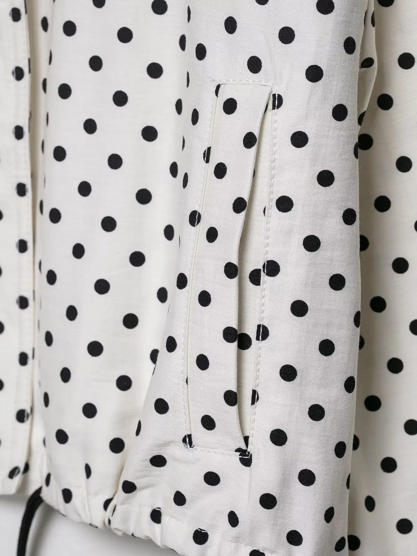 HH Fashion Women's Polka Dot Print Short Coats Autumn Long Sleeves Turtleneck Zipper With Pockets Drawstring Casual Jacket