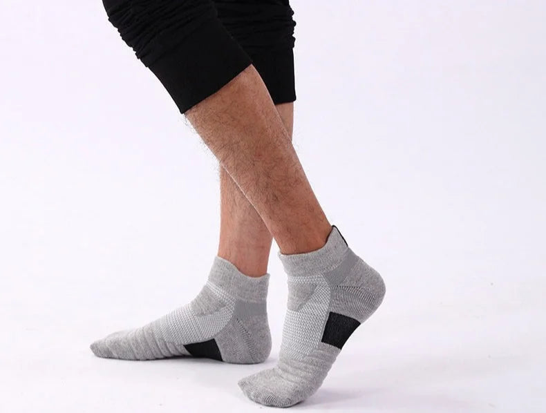 3 Pairs Anti-Slip Football Socks Men Sock Short Long Tube Soccer Basketball Sport Breathable Deodorous 39-45 Running Hiking