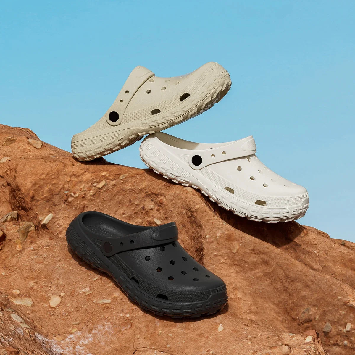 2026 Damen- und Herren-Clogs Sommer rutschfeste Outdoor-Sandalen Geschlossene Zehen Scheißgefühl Strandschuhe Dicke Sohle Weiche Sohle