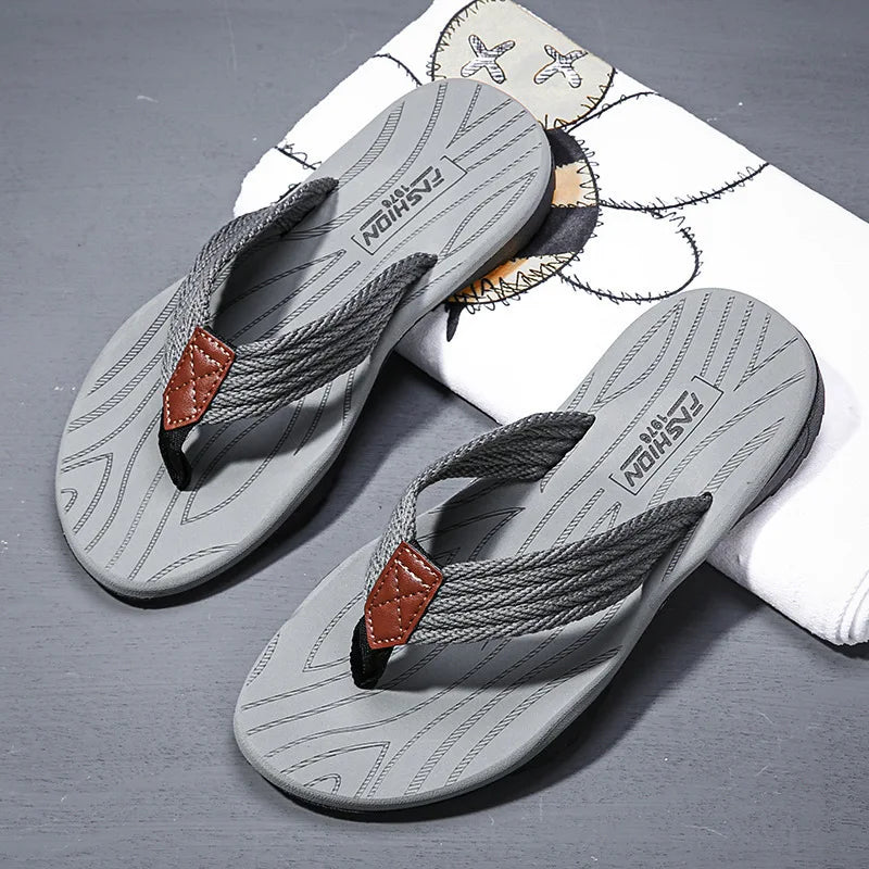 2025 High Quality Brand Men Flip Flops Summer Beach Flip Flops Men Fashion Breathable Casual Men Beach Slippers Summer Outdoor
