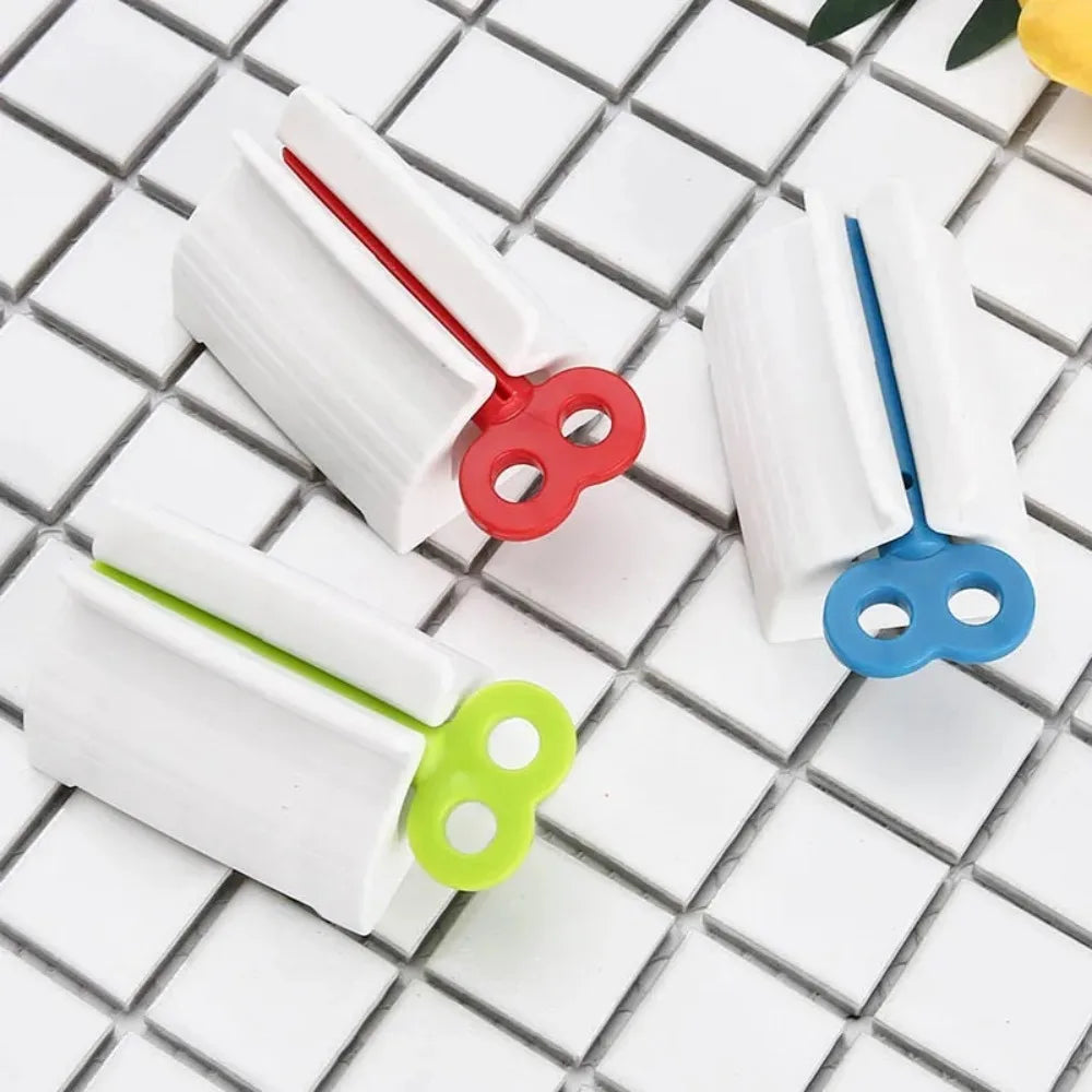 Zahnpastaspender, Multifunktionsspender, Gesichtsreiniger-Clips, manuelle Lazy Tube Tools, Press-Badezimmerzubehör