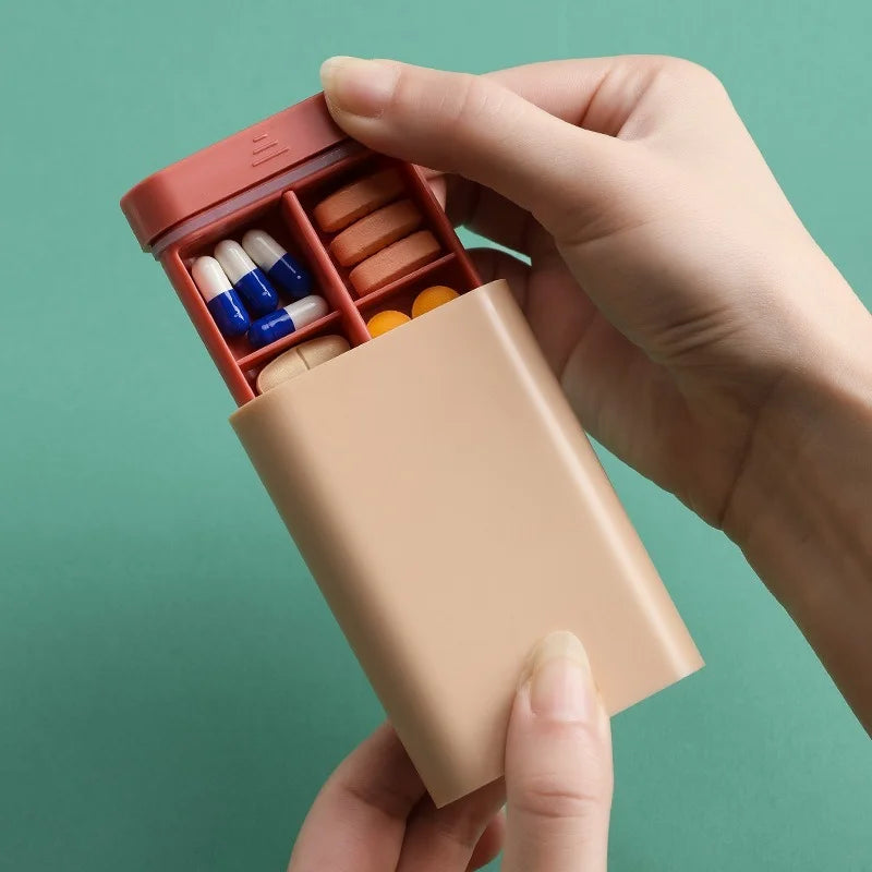 Mini Kleiner tragbarer Reise-Vitaminbox Pillendosen Behälter Organizer Aufbewahrung Tablette 7 Tage 6 Fächer Medizin Fischöle