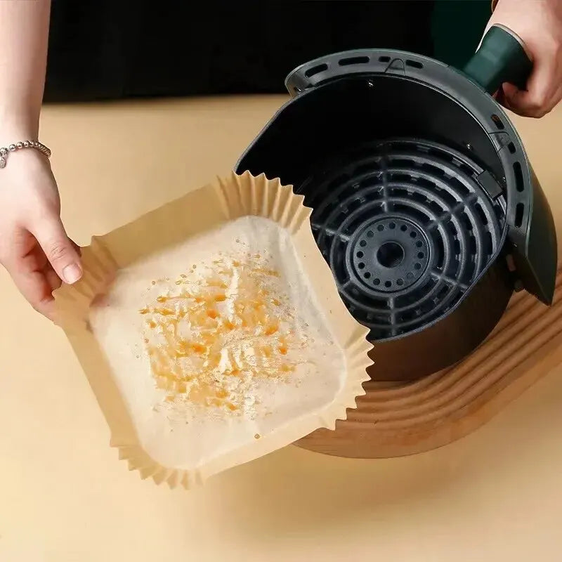 50 Stück Heißluftfritteusen-Einwegpapier Antihaft Heißluftfritteusen-Backpapier Rund Heißluftfritteusen-Papiereinlagen Küchenzubehör aus Papier