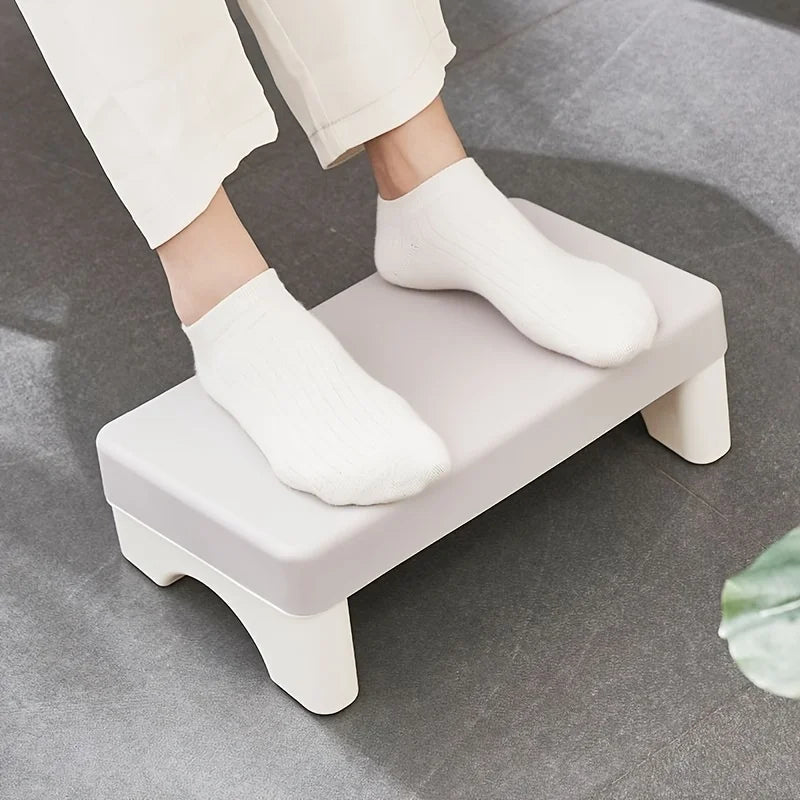 Ergonomische PP-Fußstütze für den Büroschreibtisch. Passt unter den Schreibtisch, Verwendung bei der Arbeit, auf dem Sofa & beim Lernen. Bequem & platzsparend.