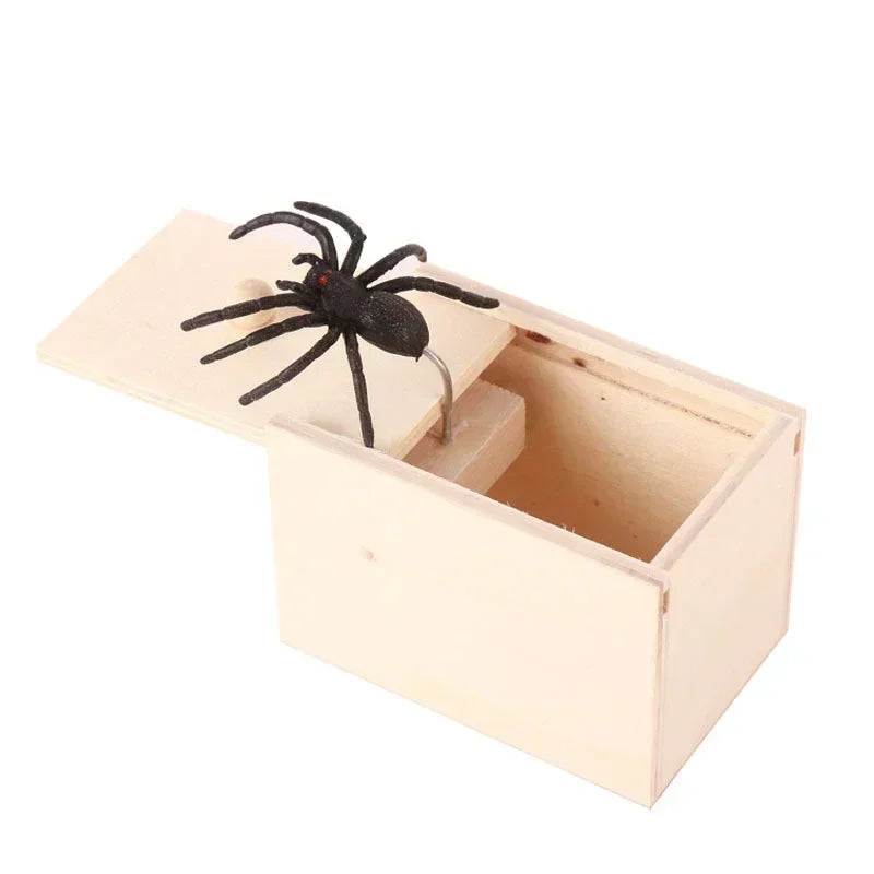 Wooden Prank Spider Scare Box Pranks Stuff Toys Handcrafted Spider Money Surprise in A Box Practical Joke Toys Gag Gift Amagi