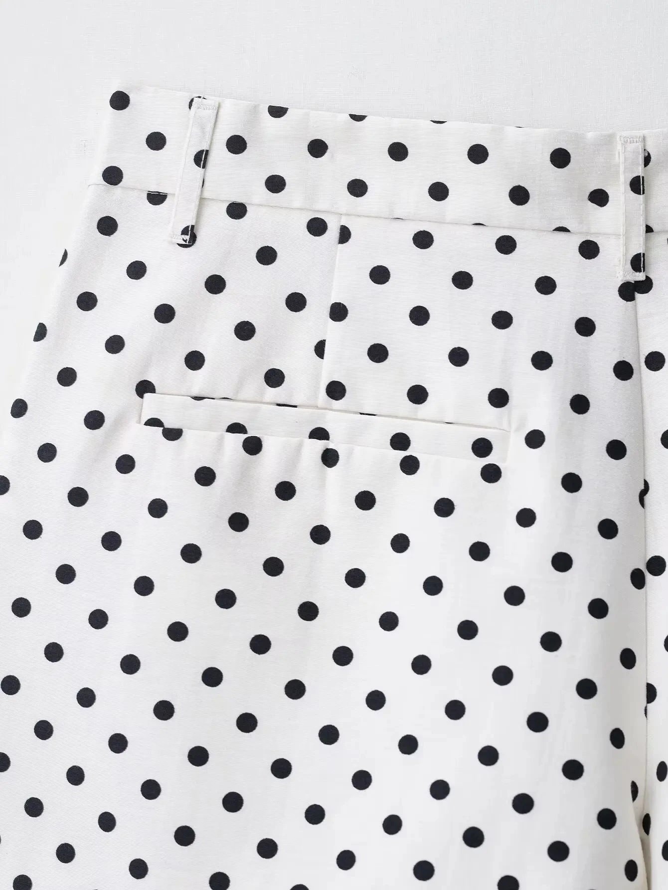 HH Fashion Women's Polka Dot Print Short Coats Autumn Long Sleeves Turtleneck Zipper With Pockets Drawstring Casual Jacket