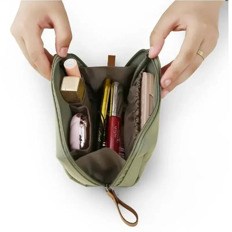 2024 Neue Kosmetiktasche für Damen, einfarbig, koreanischer Stil, Make-up-Tasche, Kulturbeutel, wasserdichter Make-up-Organizer, Luxustasche