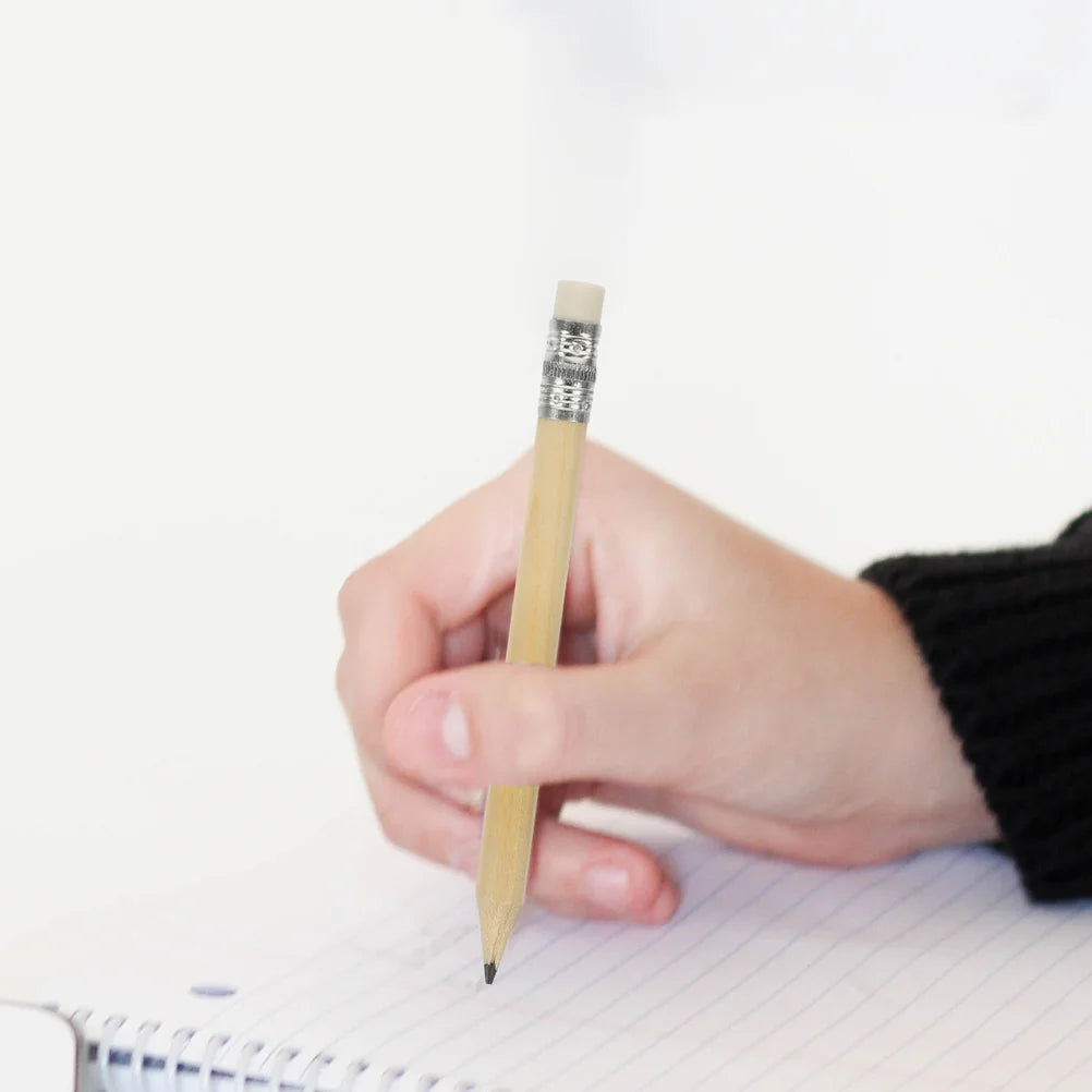 100 Stk. Mini Golf Tragbar Original Holzfarbe Kurze Schreib-Skizzier-Bleistifte Studenten-Bürobedarf mit Radiergummi