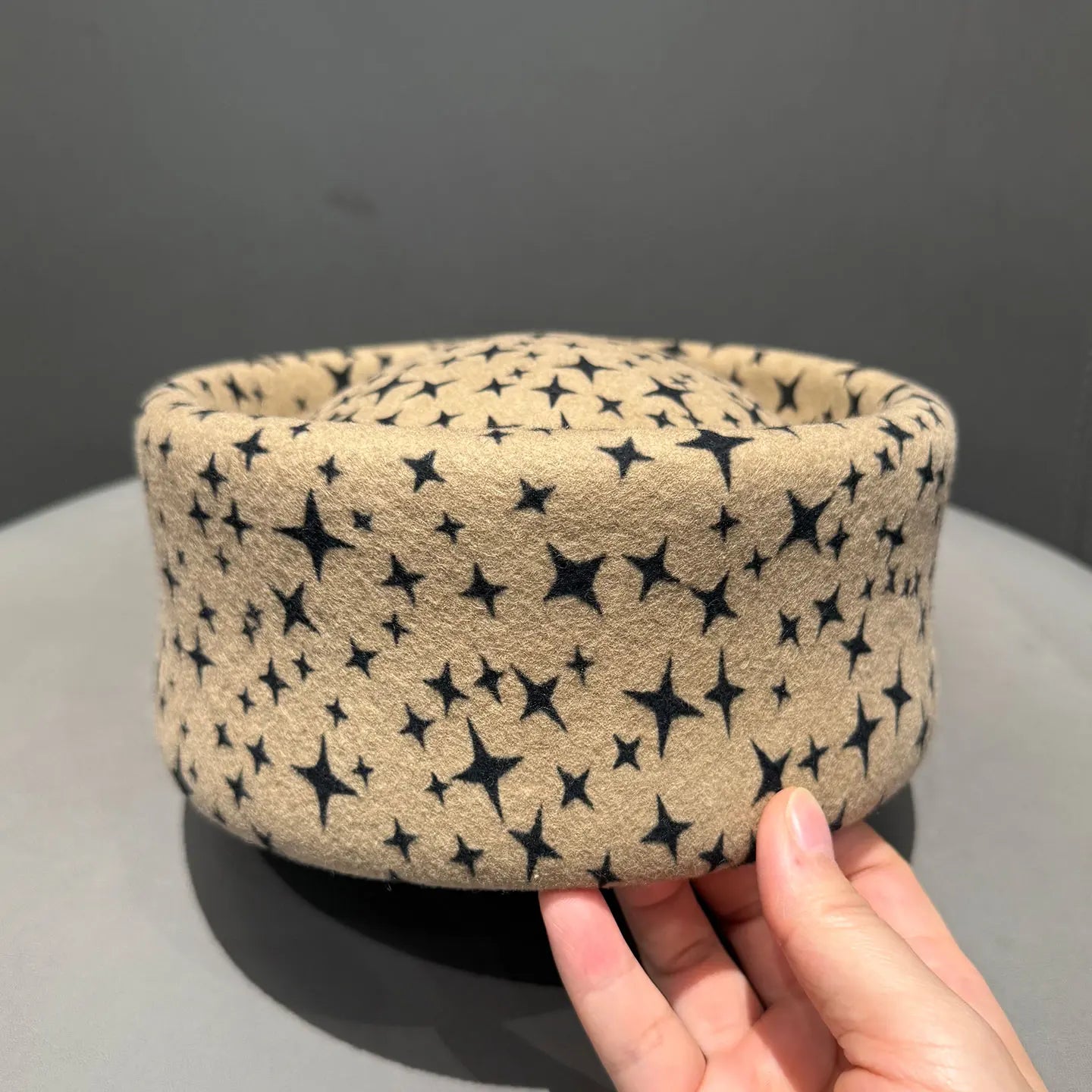 Retro Flight Attendant Ball Hat Women's 100% Wool Felt Beret Party Charming Hat Wedding Cocktail Party Medicine Box Hat